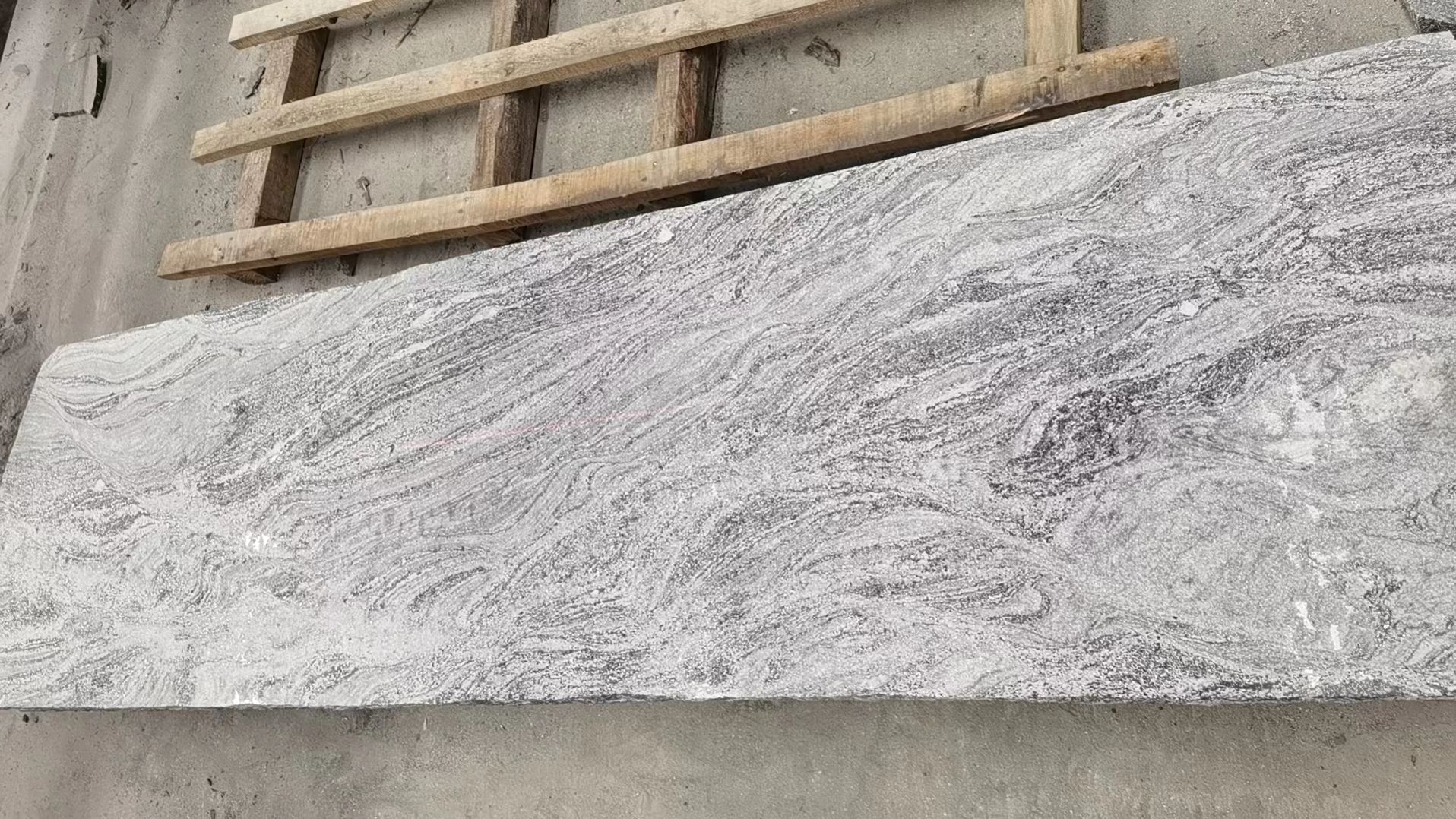 夜里雪石材廠家提供火燒板光面定制切割與包裝標(biāo)準(zhǔn)(圖5)